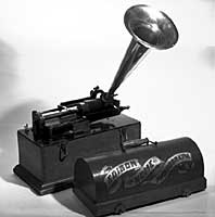 edison home phonograph.jpg
